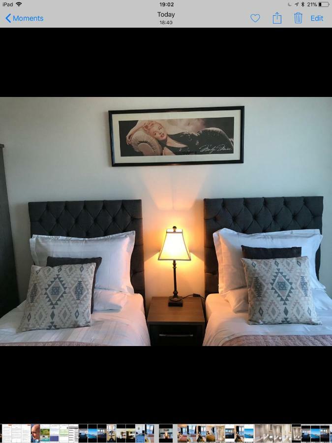 Luxury 2 Bedroom Apartment In Prime City Location 벨파스트 외부 사진